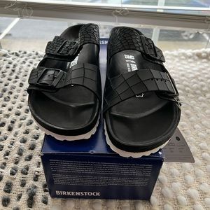 Birkenstock Arizona Sandal BS Size 42 Color Croco Black NWT